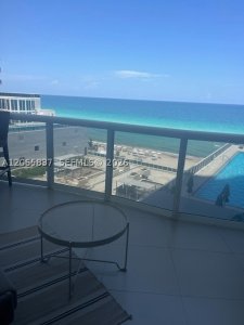 Alquiler de apartamento en Trump Tower Two 604