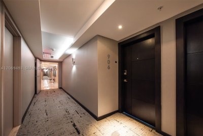 Comprar apartamento no Costa Brava 906