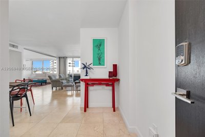 Comprar apartamento no Costa Brava 906