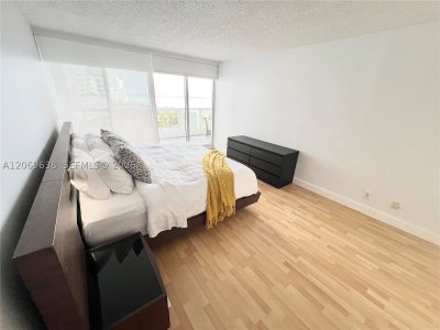 Aluguel de apartamento no The Grand A-1450
