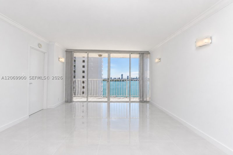 Apartment for rent at Grandview Palace 1509