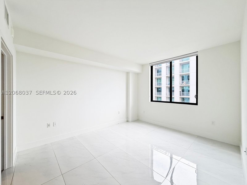 Condo for sale at Merrick Manor 609