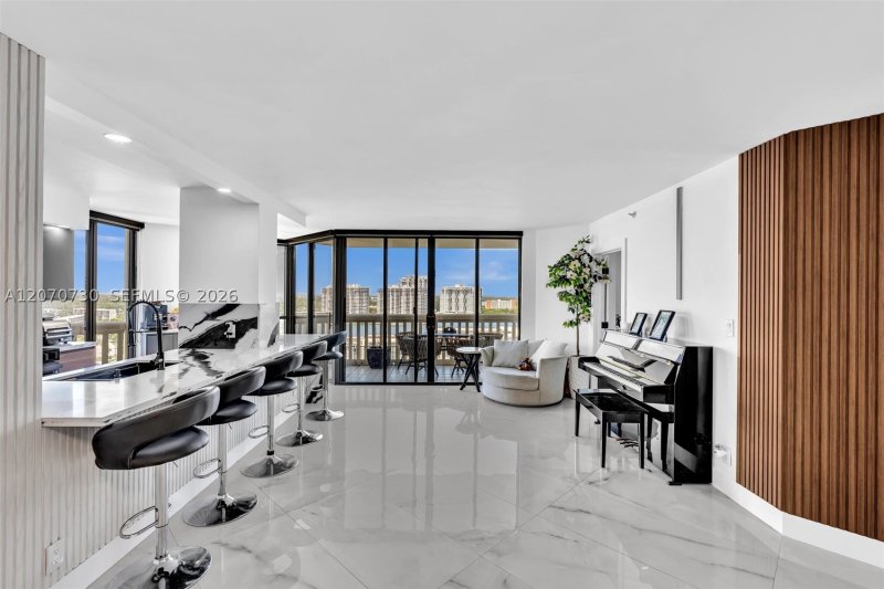 Comprar apartamento en 1000 Williams Island 1710