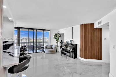Comprar apartamento en 1000 Williams Island 1710
