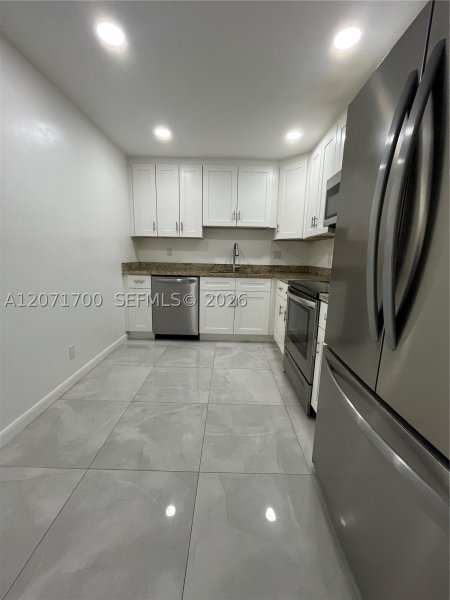 Apartment for rent at Olympus Condo 1705