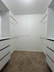 Aluguel de apartamento no Olympus Condo 1705