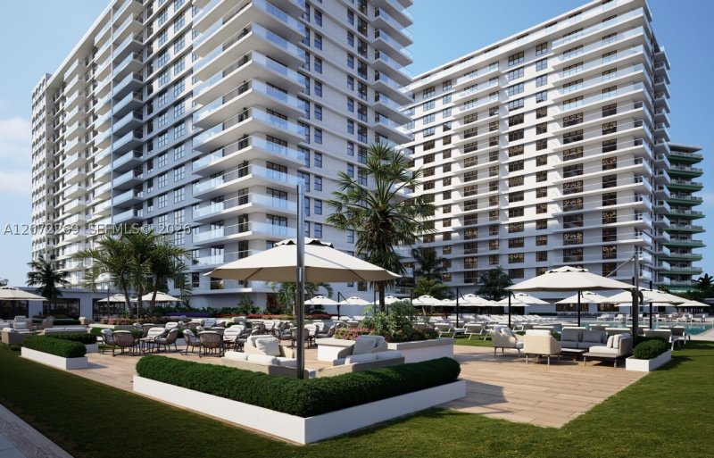 Condo for sale at Balmoral Condo 19H