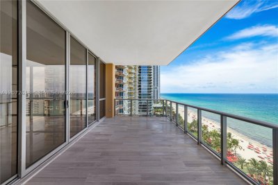 Aluguel de apartamento no Mansions at Acqualina 1201