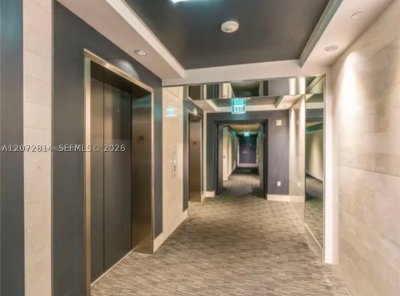 Alquiler de apartamento en Carbonell 702