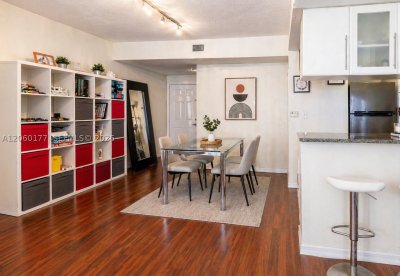 Comprar apartamento en 1800 Biscayne Plaza 1110
