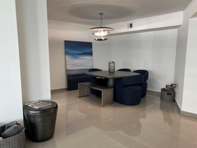 Apartment for rent at Southpoint Towers 503N