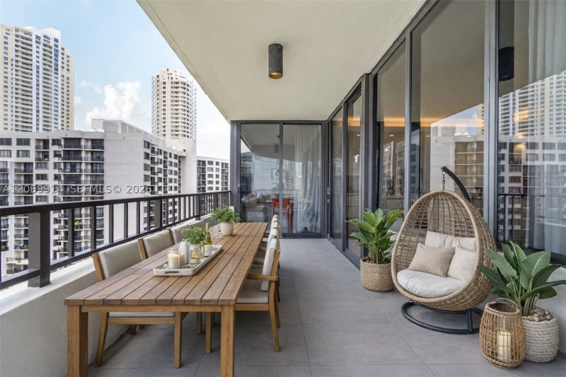 Comprar apartamento en Brickell Key One A1421