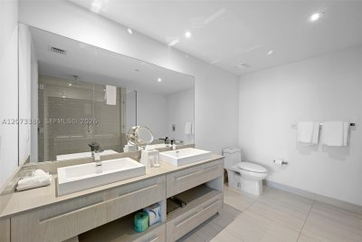 Comprar apartamento no Hyde Beach House T3905