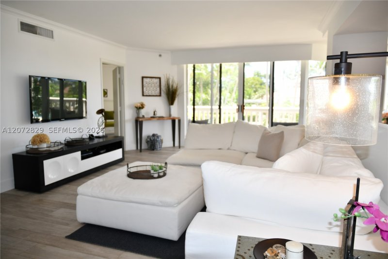 Comprar apartamento en 1000 Williams Island 303