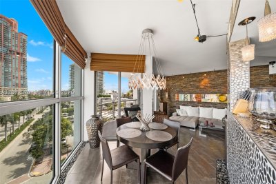 Comprar apartamento en Cosmopolitan 1709