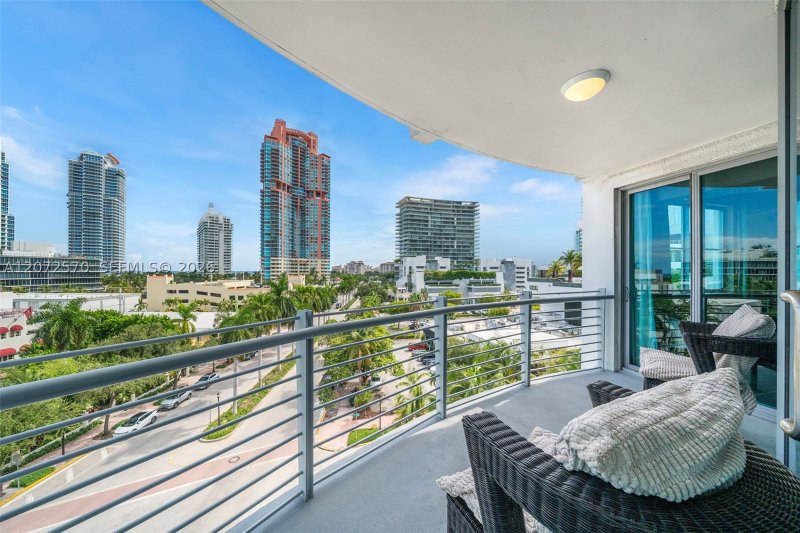 Comprar apartamento en Cosmopolitan 1709