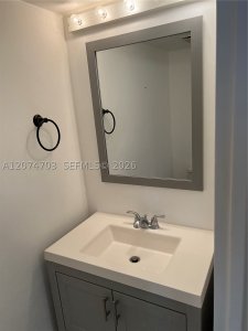 Aluguel de apartamento no The Venetia 24E