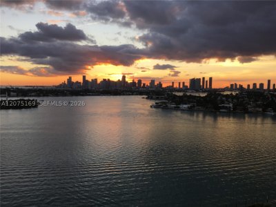 Comprar apartamento en Nine Island Avenue 1806