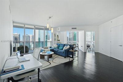 Comprar apartamento en Wind by Neo 2601