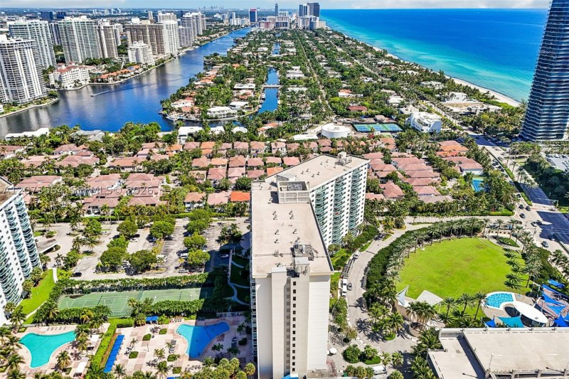 Condo for sale at Ocean Reserve 1120