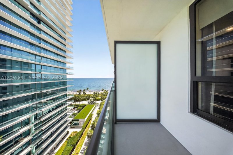 Comprar apartamento en The Plaza Bal Harbour 1223