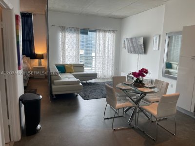 Comprar apartamento no Loft Downtown II 3405
