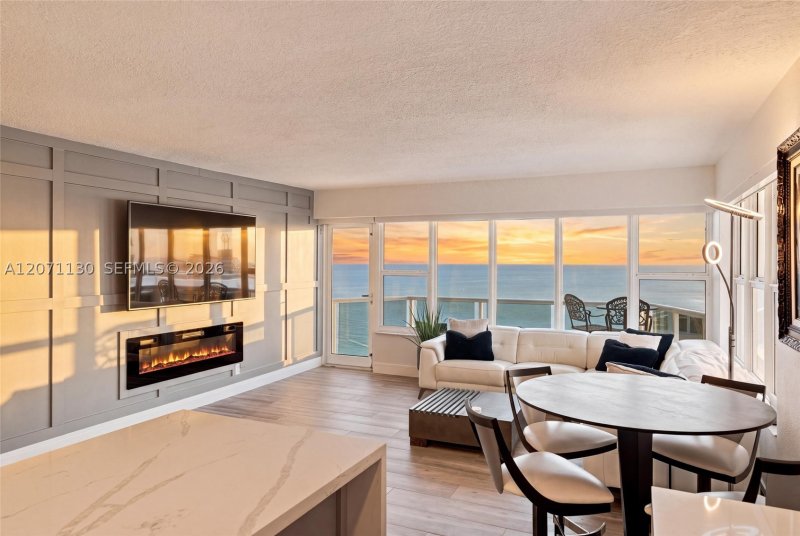 Condo for sale at Royal Ambassador 1710