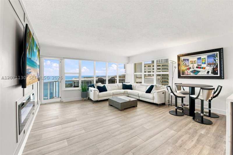 Condo for sale at Royal Ambassador 1710