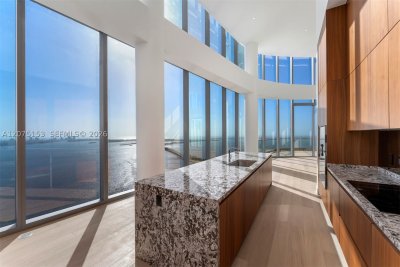 Comprar apartamento en Una Residences at Brickell UPH01