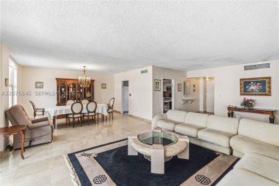 Comprar apartamento no Carriage Club South 3B