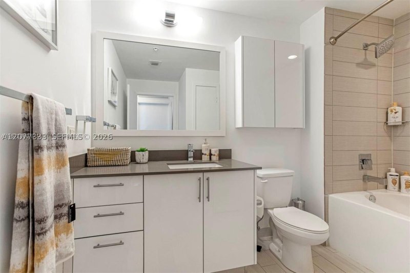 Alquiler de apartamento en Nine at Mary Brickell Village 1906