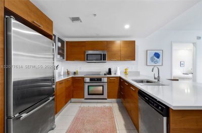 Midtown Midblock Apt #605