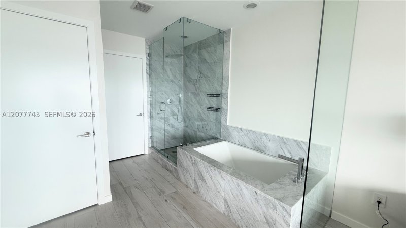Aluguel de apartamento no Gran Paraiso 3205