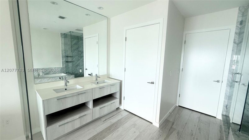 Aluguel de apartamento no Gran Paraiso 3205