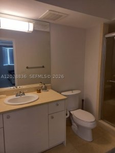 Aluguel de apartamento no Turnberry Village 1212