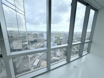 Comprar apartamento en Paramount Miami WorldCenter 3202