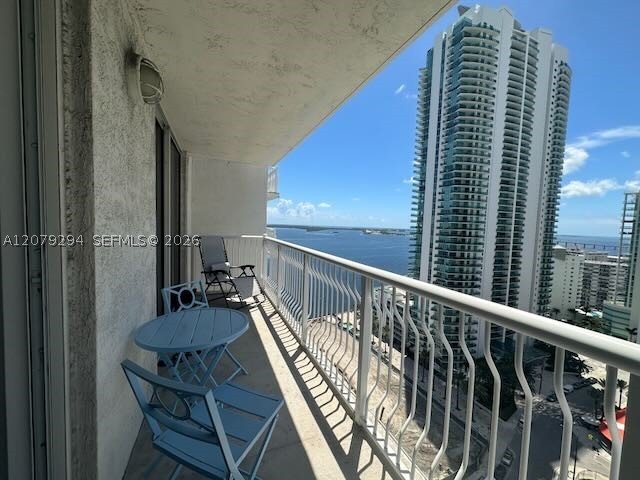 Alquiler de apartamento en The Club At Brickell Bay 2303