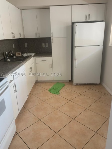 Comprar apartamento no Surfside Palms 206