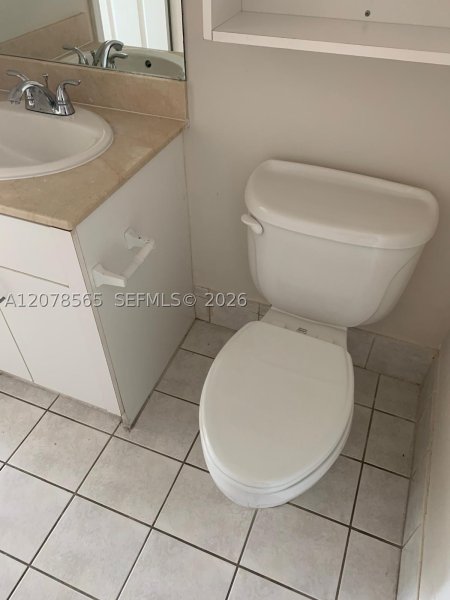 Comprar apartamento no Surfside Palms 206