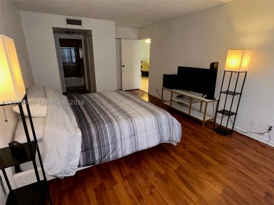 Comprar apartamento no Olympus Towers 118