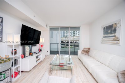Comprar apartamento no Brickell House Condo 710