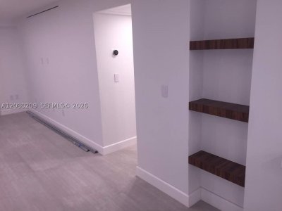 Comprar apartamento no Balmoral Condo 12Q