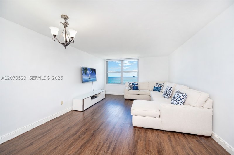 Condo for sale at Triton Towers 1505