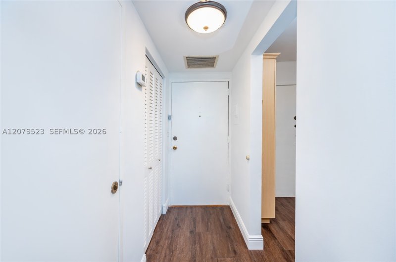 Condo for sale at Triton Towers 1505