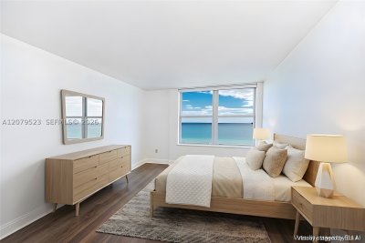 Comprar apartamento en Triton Towers 1505