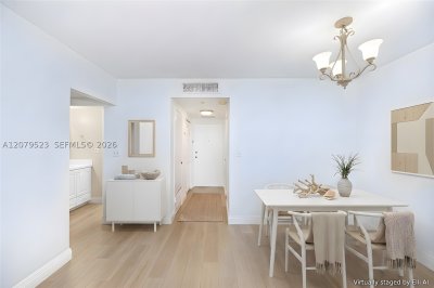 Comprar apartamento en Triton Towers 1505