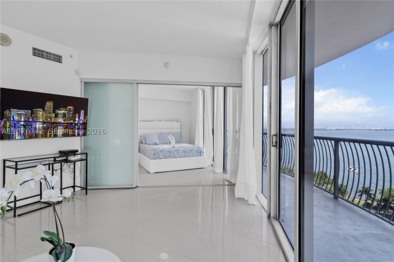 Apartment for rent at Opera Tower 1602