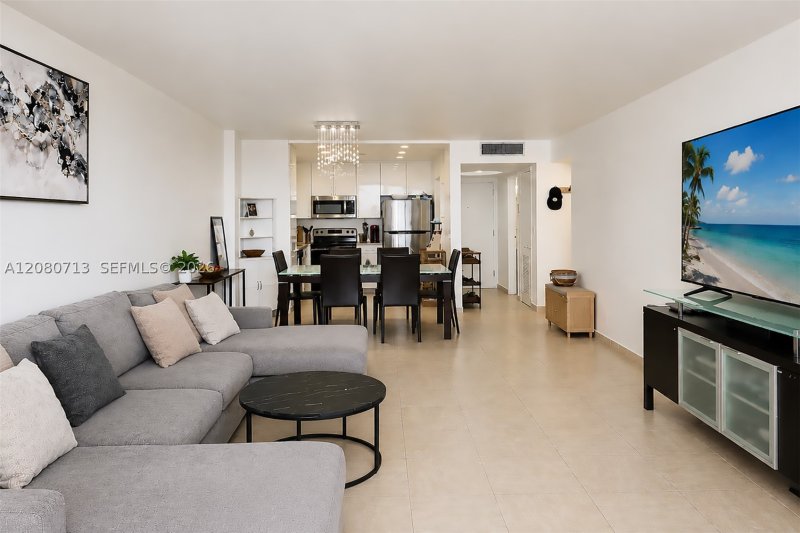 Condo for sale at Catania at Quadomain 1206