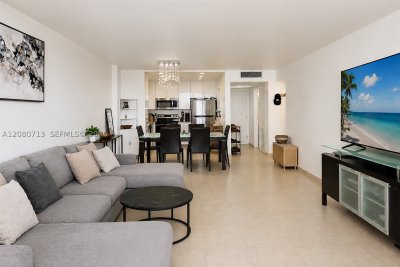 Comprar apartamento en Catania at Quadomain 1206