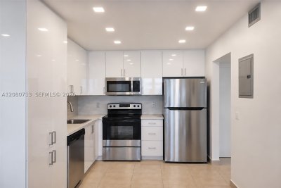 Comprar apartamento en Catania at Quadomain 1206